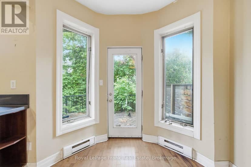778 Shaw Street — photo 5 of 40