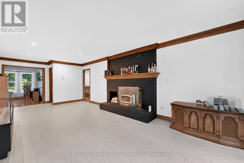 4 John Avenue — photo 18 of 40