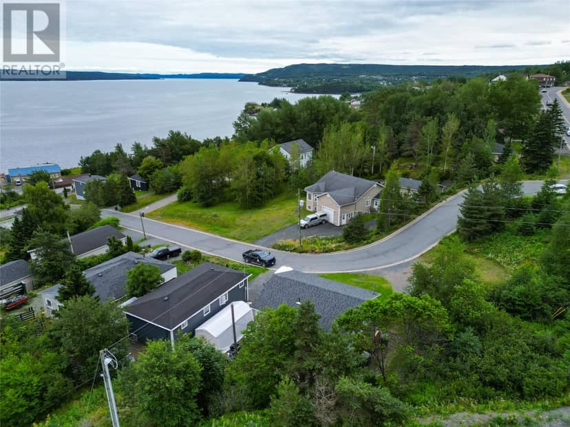 16 Seawards Lane — photo 11 of 40