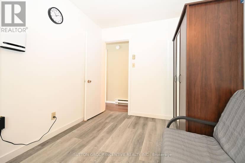 57 - 19 Dawson Drive — photo 14 of 17