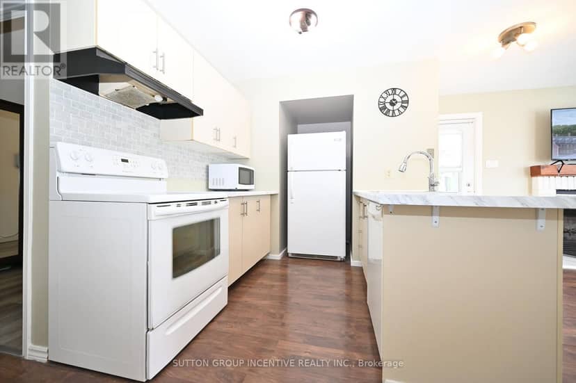 57 - 19 Dawson Drive — photo 8 of 17