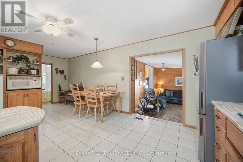 43 Maple Avenue — photo 20 of 40