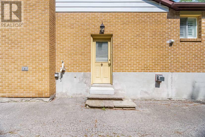 43 Maple Avenue — photo 39 of 40