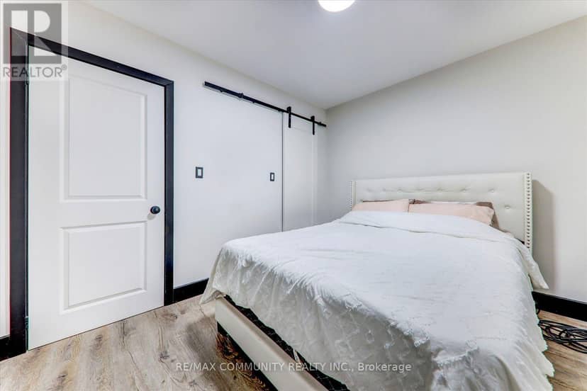 25 George Street — photo 22 of 40