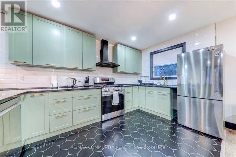 25 George Street — photo 17 of 40