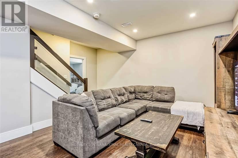 145 Jozo Weider Boulevard — photo 31 of 40