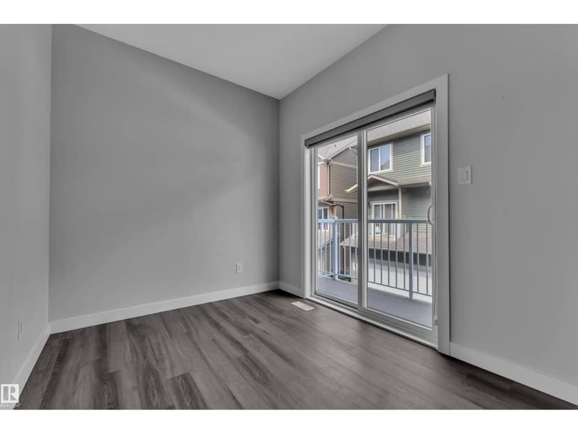 #49 1051 Graydon Hill BV SW SW — photo 10 of 28
