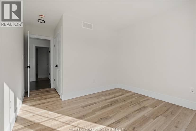 5213 Rafael — photo 29 of 31