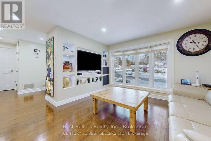 26 Tecumseth Pines Drive — photo 4 of 40