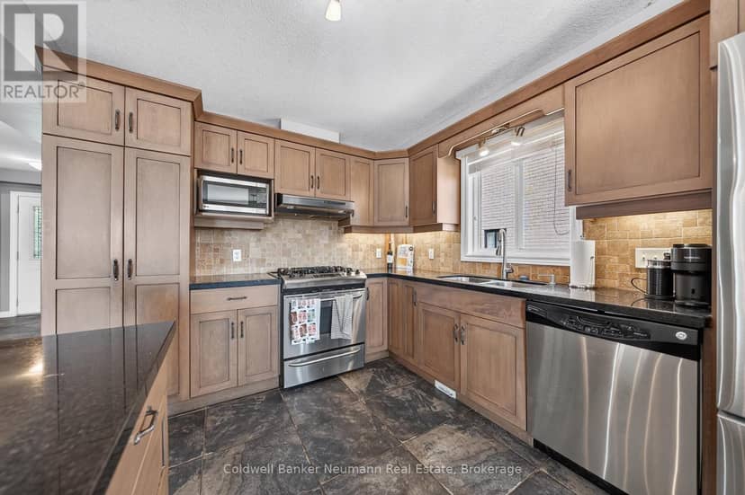 58 Washburn Drive — photo 14 of 40