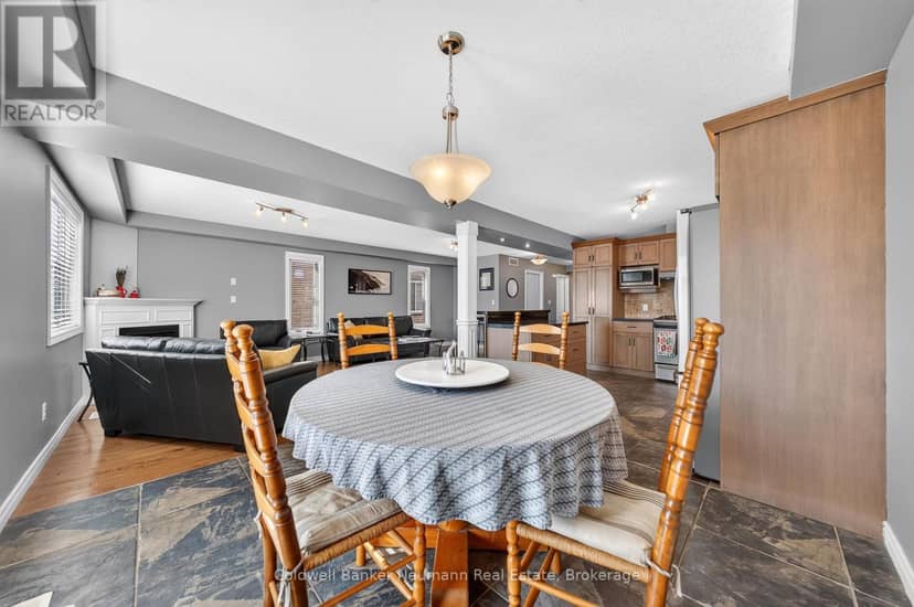 58 Washburn Drive — photo 9 of 40