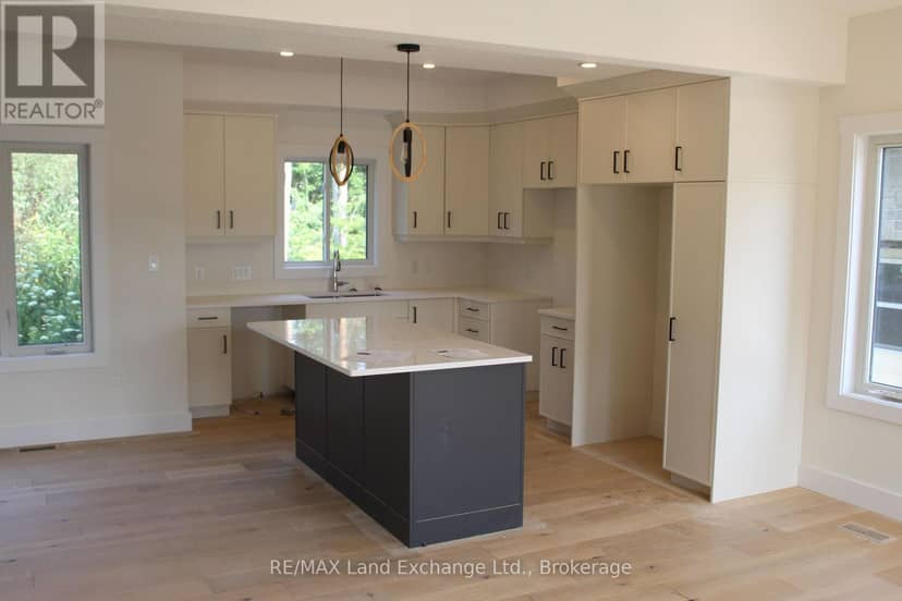 766 Campbell Avenue — photo 2 of 13