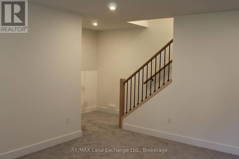 766 Campbell Avenue — photo 8 of 13