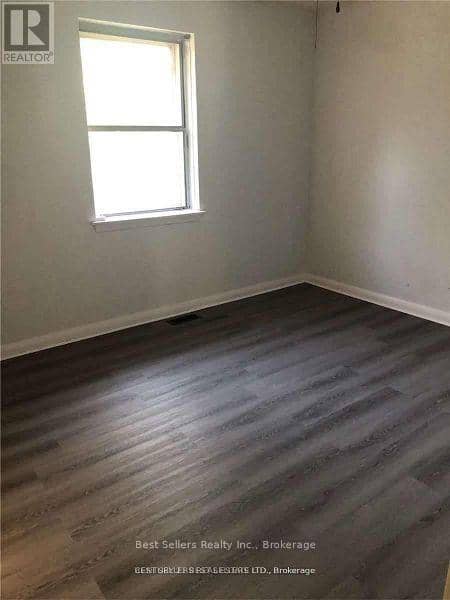 320 Ashbury Road — photo 8 of 8