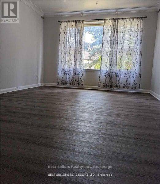 320 Ashbury Road — photo 6 of 8