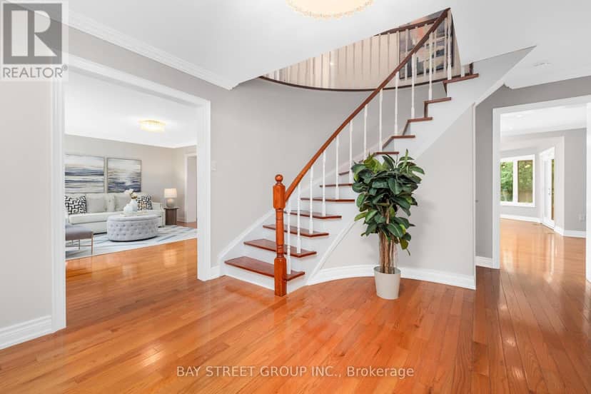 244 Colchester Drive, Oakville, photo 7