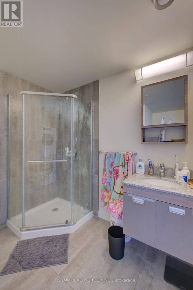 401 - 257 Hemlock St Street — photo 19 of 27