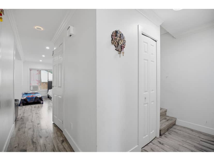 23 3075 TRETHEWEY STREET, Abbotsford, photo 6