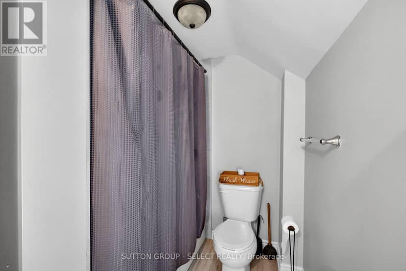 103 King Street — photo 14 of 22
