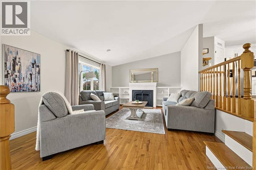 33 Robichaud Court — photo 5 of 40