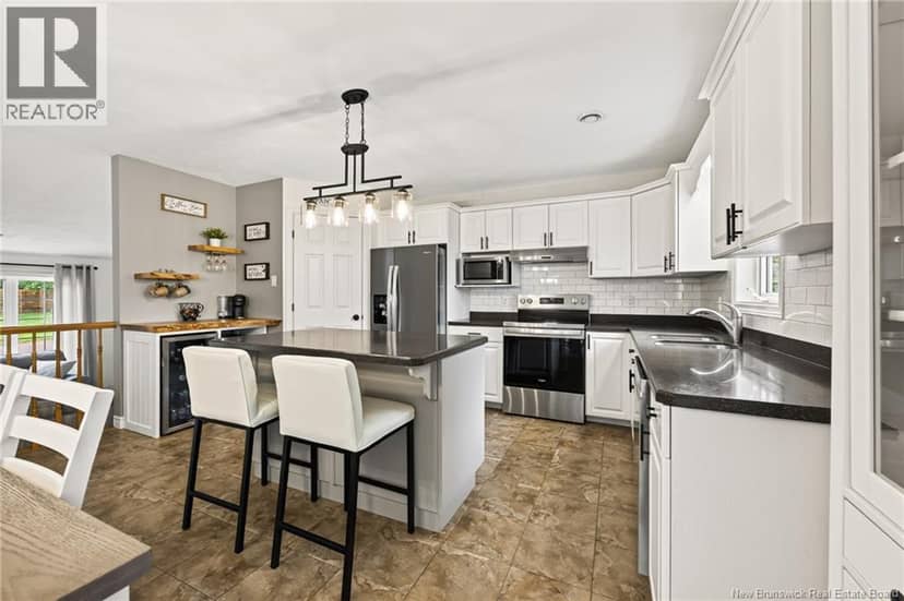33 Robichaud Court — photo 14 of 40