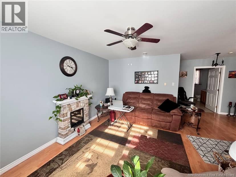 104 Water South Street — photo 7 of 12