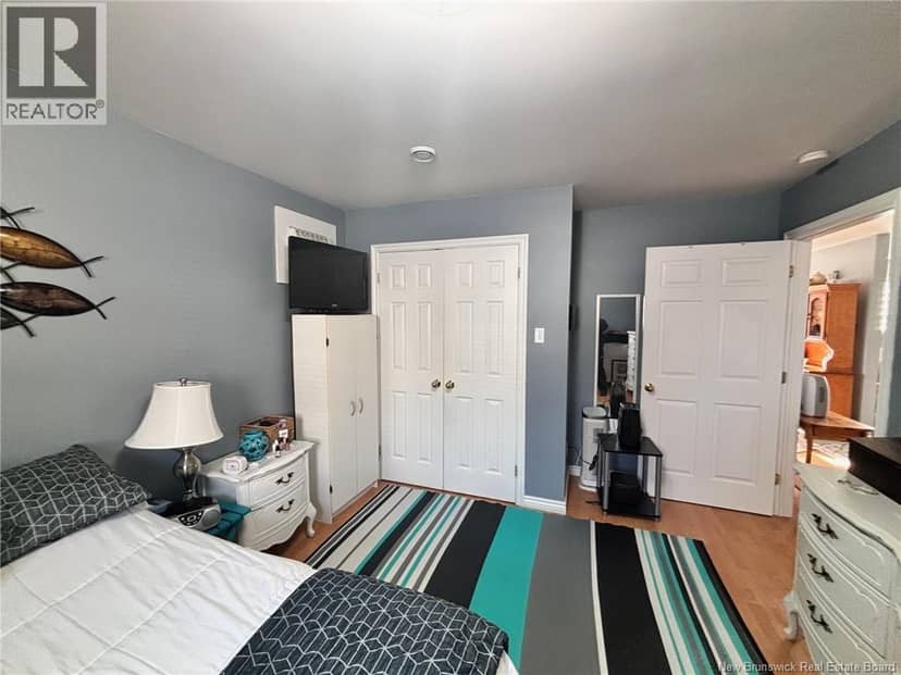 104 Water South Street — photo 9 of 12