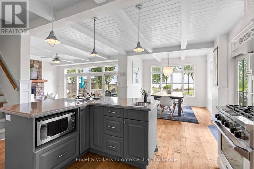 63 Georgian Manor Drive — photo 15 of 40