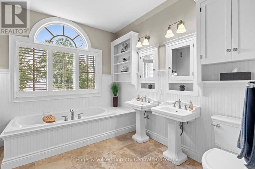 63 Georgian Manor Drive — photo 27 of 40