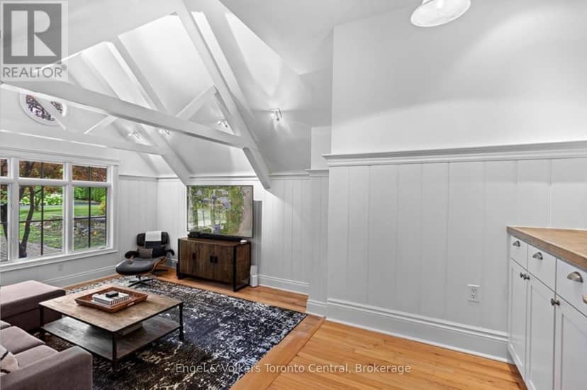 63 Georgian Manor Drive — photo 7 of 40