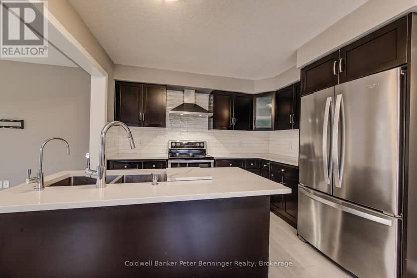 77 John Brabson Crescent — photo 16 of 40