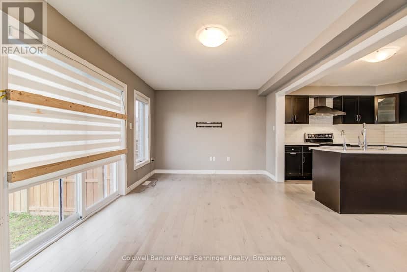 77 John Brabson Crescent — photo 23 of 40