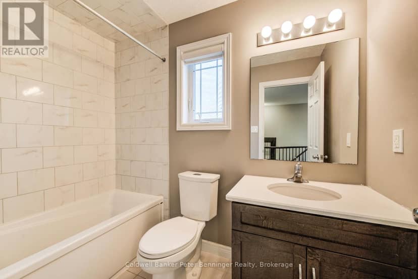 77 John Brabson Crescent — photo 30 of 40