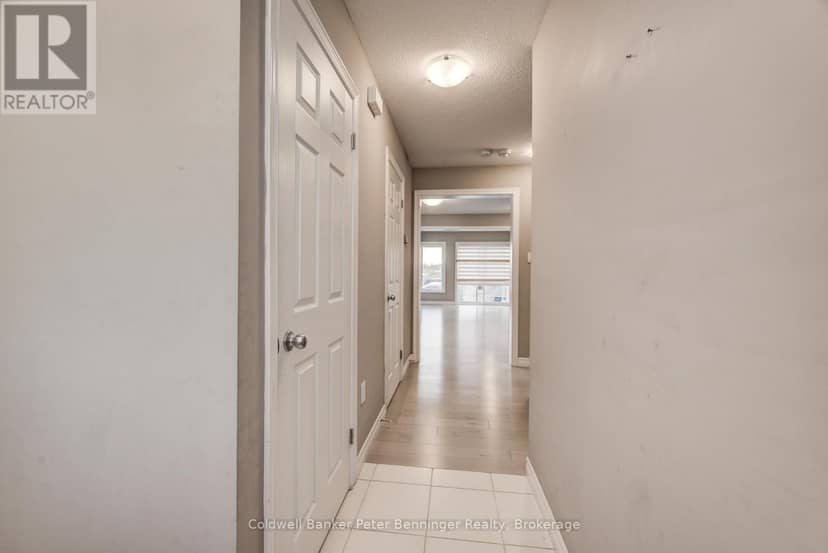 77 John Brabson Crescent — photo 8 of 40