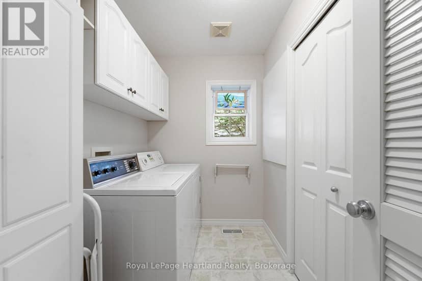10 Huron Lane — photo 15 of 40