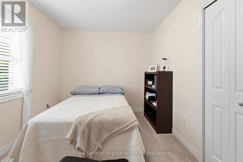 10 Huron Lane — photo 20 of 40