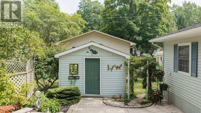 10 Huron Lane — photo 29 of 40