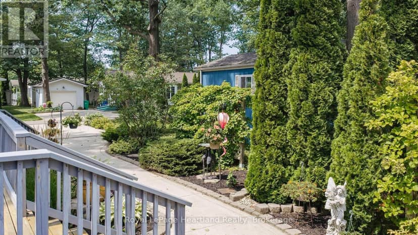 10 Huron Lane — photo 33 of 40