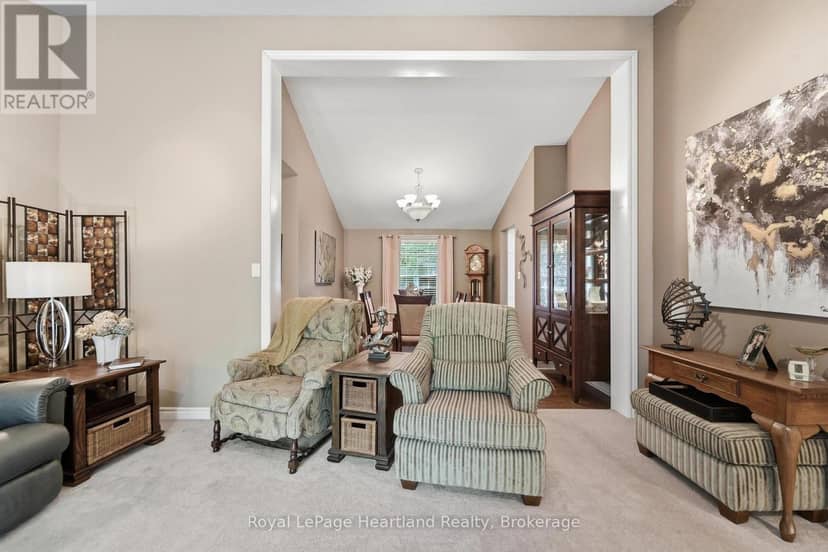 10 Huron Lane — photo 7 of 40