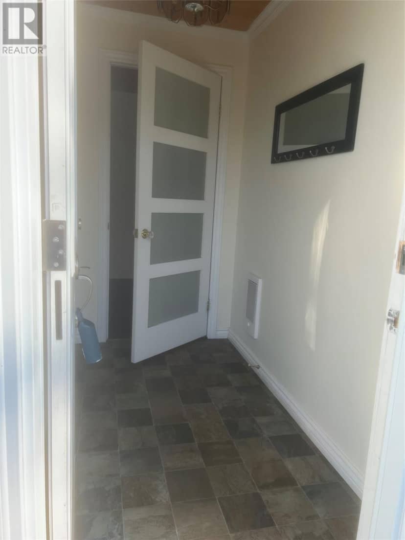 34 Legion Road, Eastport, photo 8