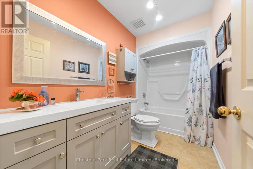 20 Monroe Court — photo 23 of 34
