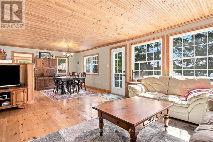 146 Skootamatta Lake, Addington Highlands, photo 3
