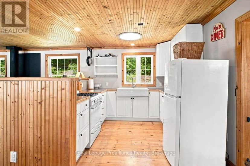 146 Skootamatta Lake, Addington Highlands, photo 5