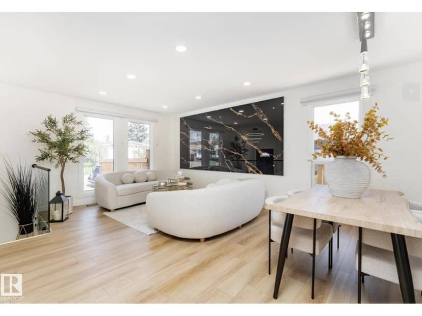 Listing 30137475, 