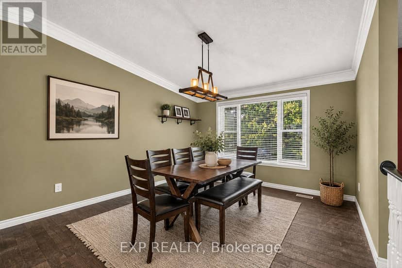 3209 Young Avenue — photo 7 of 23