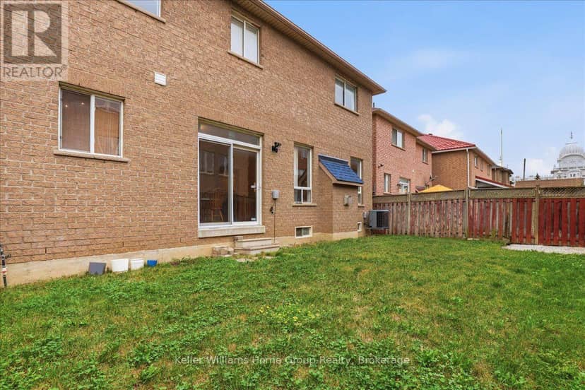 12 Thorndale Road — photo 29 of 32