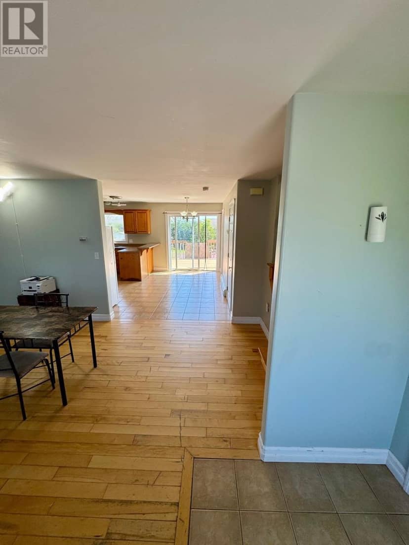 52 Parent Street — photo 17 of 40