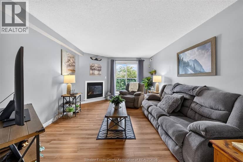 4850 GRAND BOULEVARD Unit# 202 — photo 10 of 32