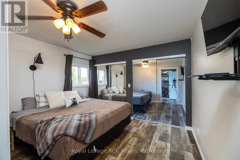 1519 West Road — photo 19 of 40