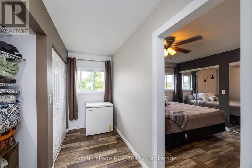 1519 West Road — photo 21 of 40